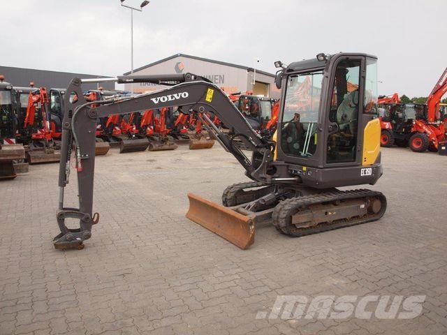 Volvo EC35D Mini ekskavatörler, 7 tona dek