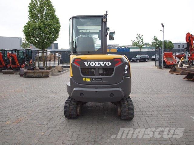 Volvo EC35D Mini ekskavatörler, 7 tona dek