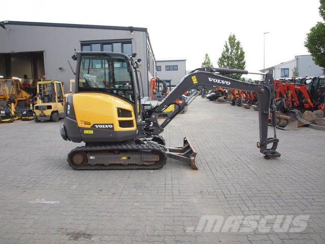 Volvo EC35D Mini ekskavatörler, 7 tona dek