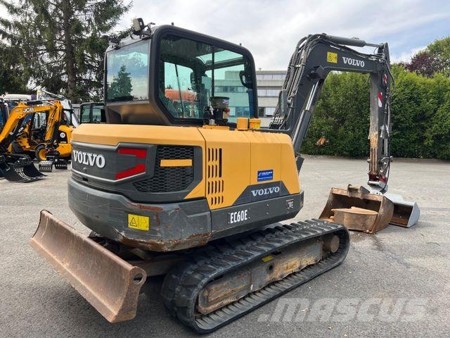 Volvo EC60E Klima Schwenkschaufel + 2 Löffel ZSA Мини-экскаваторы