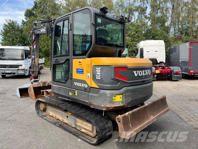 Volvo EC60E Klima Schwenkschaufel + 2 Löffel ZSA Мини-экскаваторы