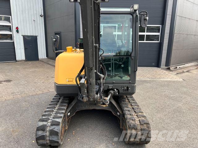 Volvo EC60E Klima Schwenkschaufel + 2 Löffel ZSA Мини-экскаваторы