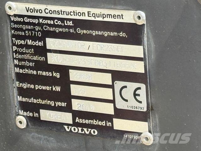Volvo ECR 235 EL حفارات زحافة