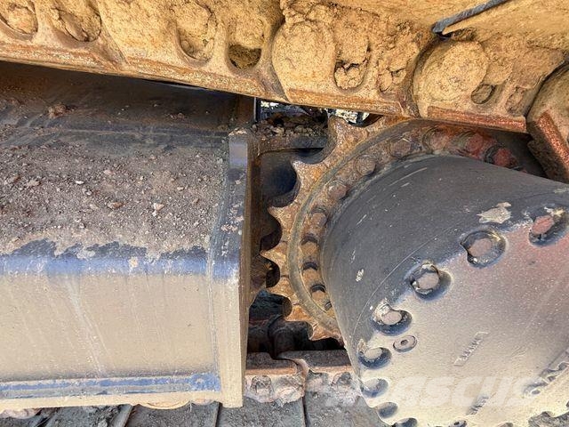 Volvo ECR 235 EL حفارات زحافة