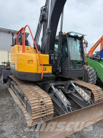 Volvo ECR 235 EL حفارات زحافة