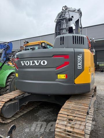 Volvo ECR 235 EL حفارات زحافة