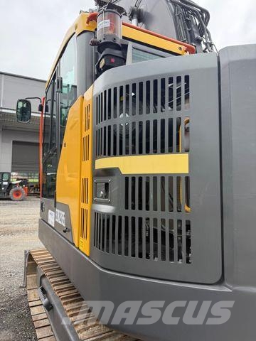 Volvo ECR 235 EL حفارات زحافة