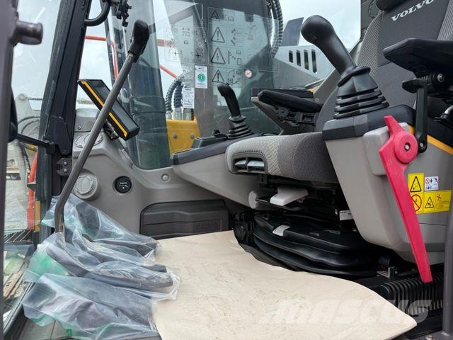 Volvo ECR 235 EL حفارات زحافة