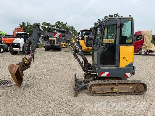Volvo ECR 25, mecha. S.W.S., Hydr. Grabenschaufel Mini bagri <7t