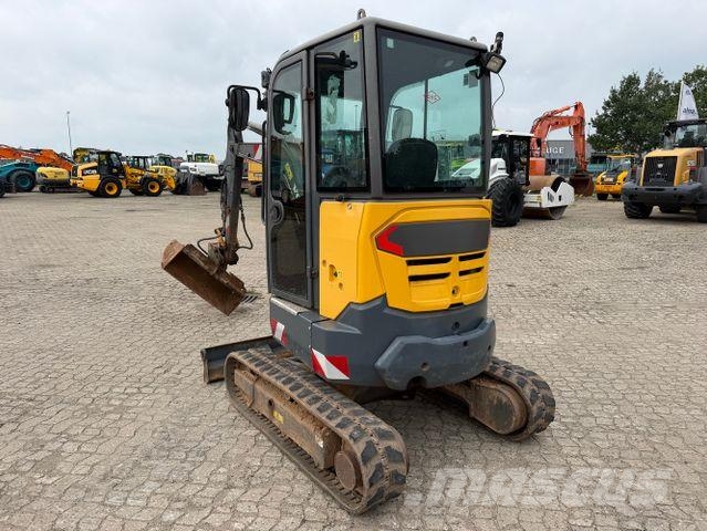 Volvo ECR 25, mecha. S.W.S., Hydr. Grabenschaufel Mini bagri <7t