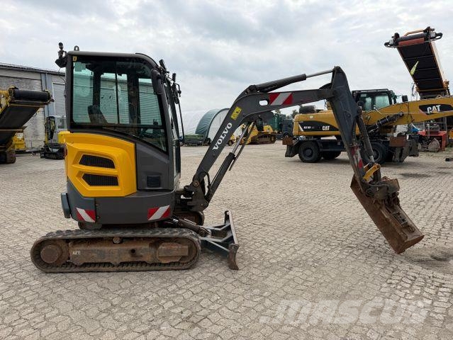 Volvo ECR 25, mecha. S.W.S., Hydr. Grabenschaufel Mini bagri <7t