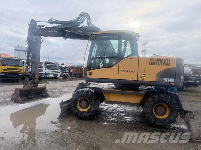 Volvo EW 140 C Baujahr 2010 Lastik tekerli ekskavatörler