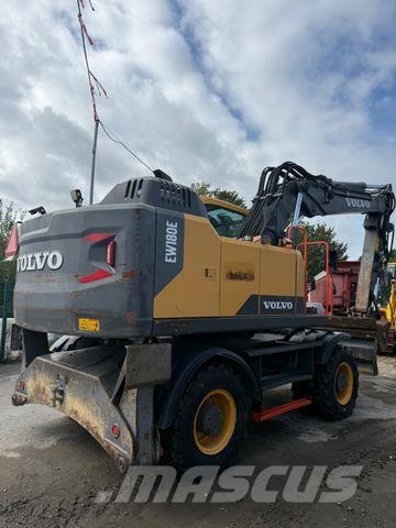 Volvo EW 180 E Mobilbagger