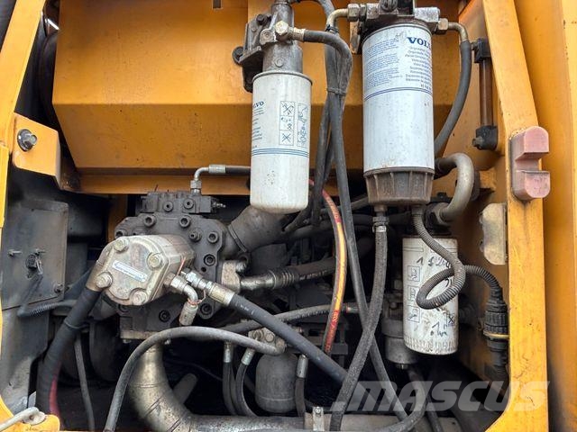 Volvo EW140C Mobilbagger Wielgraafmachines