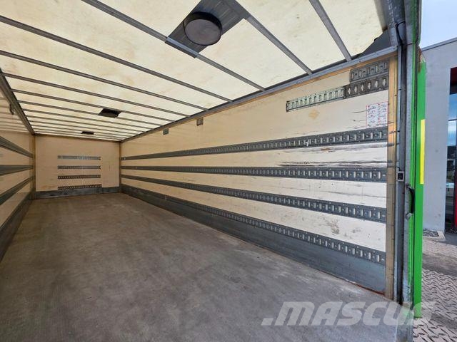 Volvo FE 320 / Ladebordwand Camiones caja cerrada