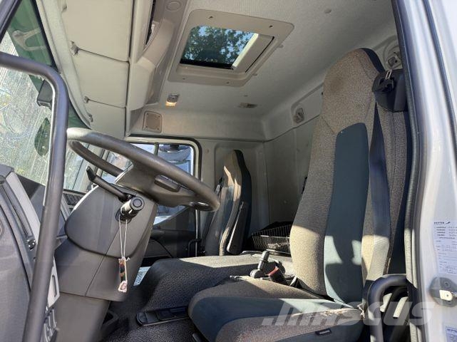 Volvo FE320 6X2 HMF 1620 K5 bis 18.50 Meter Pritschenwagen/Pritschenwagen mit Seitenklappe