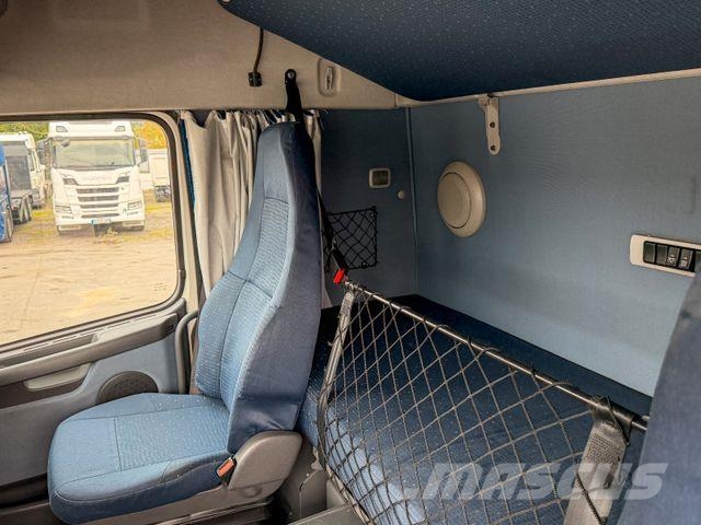 Volvo FH 13 400 Pritsche 6,55m *HIAB XS 200 C-5 + FUNK クレーントラック、ユニック車