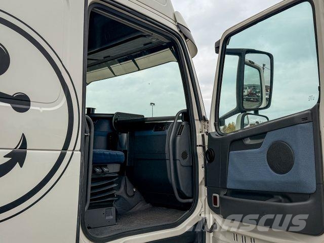 Volvo FH 13 400 Pritsche 6,55m *HIAB XS 200 C-5 + FUNK クレーントラック、ユニック車