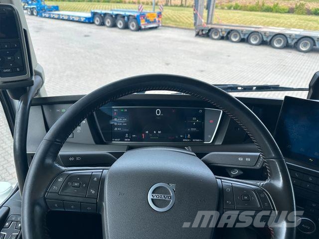 Volvo FH 16.750 8×4 / 250,000 kg / Hydraulic Dragbilar