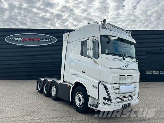 Volvo FH 16.750 8×4 / 250,000 kg / Hydraulic Dragbilar
