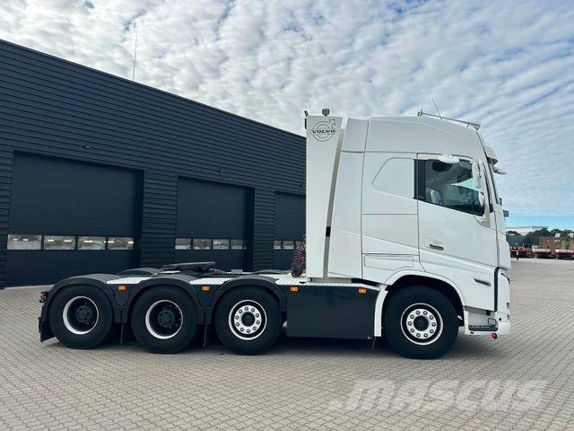Volvo FH 16.750 8×4 / 250,000 kg / Hydraulic Dragbilar