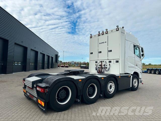 Volvo FH 16.750 8×4 / 250,000 kg / Hydraulic Dragbilar