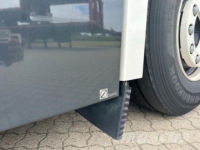 Volvo FH 16.750 8×4 / 250,000 kg / Hydraulic Dragbilar