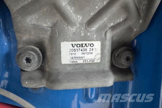 Volvo FH-400 8x4 Hyvalift AHK Camion ampliroll