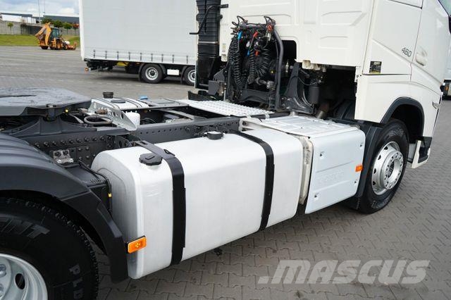Volvo FH / 460 / EURO 6 / ACC / HYDRAULIKA / NISKI / N Naudoti vilkikai