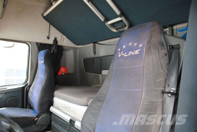 Volvo FH 460 Globetrotter, low deck mega Trekkers