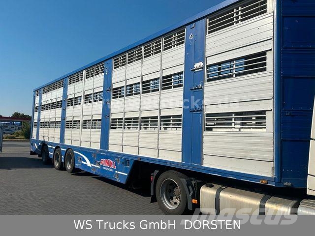 Volvo FH 460 Mega mit Finkl 3 Stock Hubdach Камиони за превоз на животни
