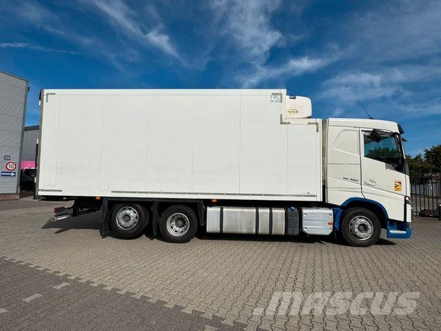 Volvo FH 460 Tiefkühlkoffer*2 Stück * Temperature controlled trucks