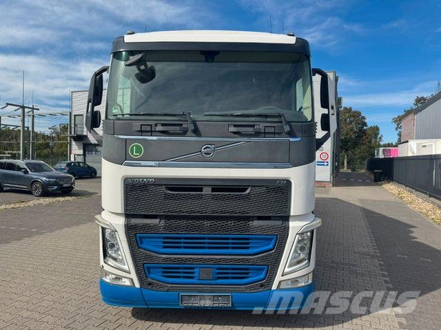 Volvo FH 460 Tiefkühlkoffer*2 Stück * Temperature controlled trucks