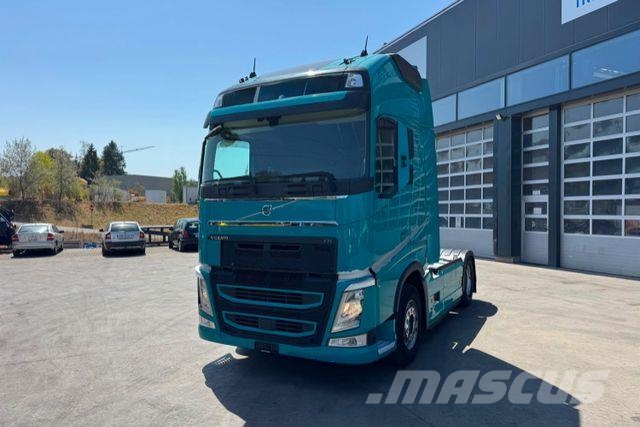 Volvo FH-460 XXL 2x Tanks 1200L Dragbilar
