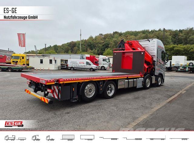 Volvo FH 462 8x2R mit MKG HLK 761SHP a7 Camiones plataforma