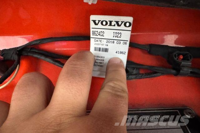 Volvo FH-500 4x2 3-Meter Innenhöhe Camión con caja abierta