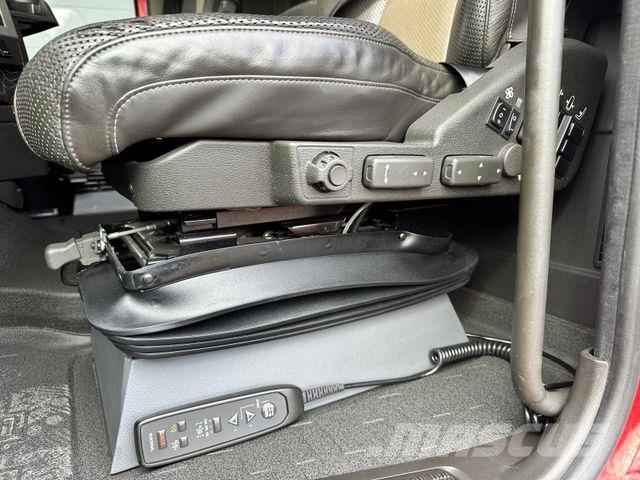 Volvo FH 500 4x2 LL Hubsattel وحدات الجر