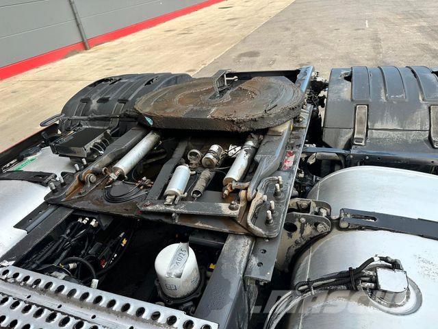 Volvo FH 500 4x2 LL Hubsattel وحدات الجر