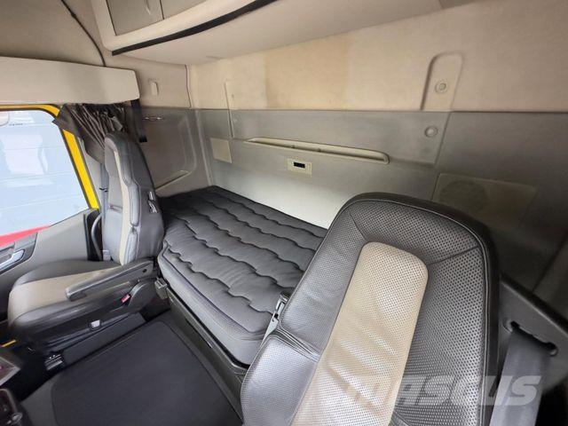 Volvo FH 500 4x2 LL SA ACC/TV/LDW/LED/EBA Vlačilci