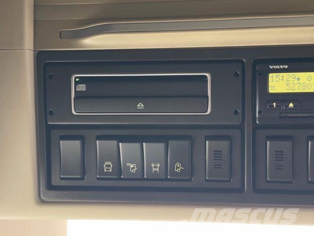 Volvo FH 500 4x2 LL SA ACC/TV/LDW/LED/EBA Vlačilci