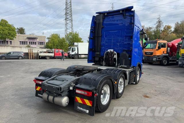 Volvo FH-500 6x2 وحدات الجر