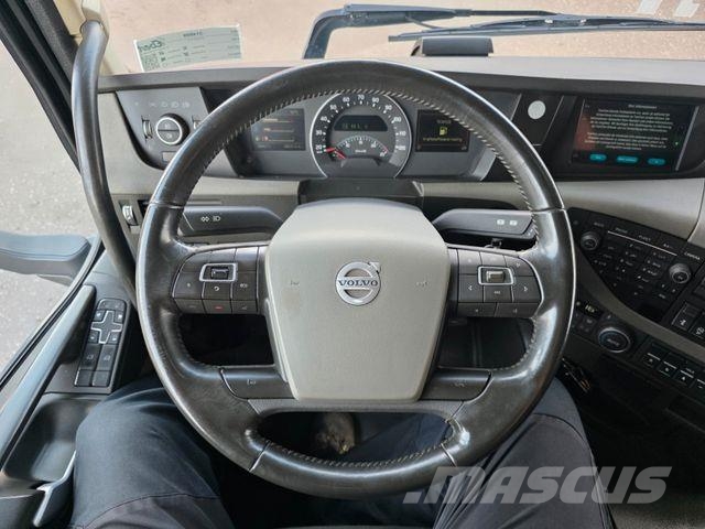 Volvo FH 500 6x2 Heckkran MKG HLK 531 HP a5 Funk Platformas/izkraušana no sāniem