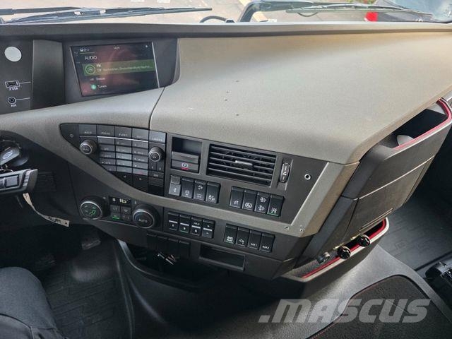 Volvo FH 500 6x2 Heckkran MKG HLK 531 HP a5 Funk Platformas/izkraušana no sāniem