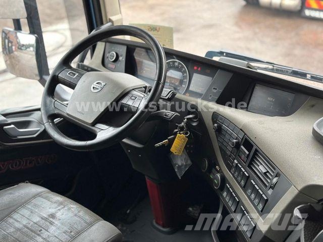 Volvo FH 500 6x2 Lenk-/Lift Volumen-SZM/Low-Liner Ťahače
