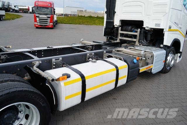 Volvo FH / 500 / ACC / EURO 6 / BDF / MEGA / 7,82 M / Chassis Cab trucks