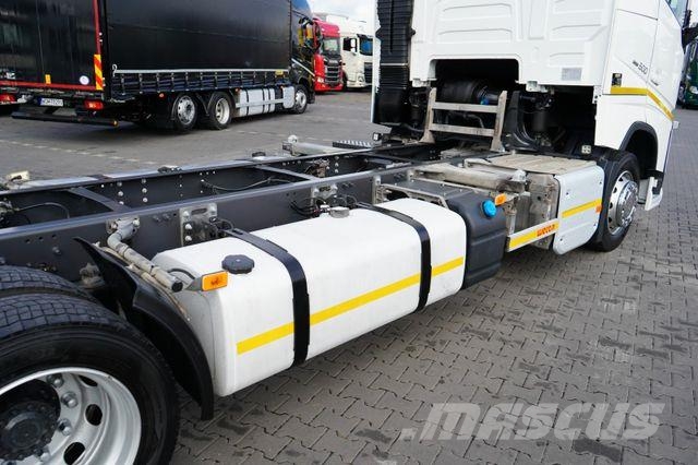 Volvo / FH / 500 / ACC / EURO 6 / BDF / MEGA / 7 Chassis met cabine