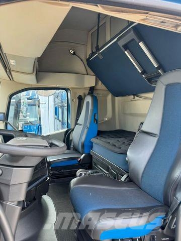 Volvo FH 500 * GLOBETROTTER XL * VER. SATTEL*STANDKLMA Vilcēji
