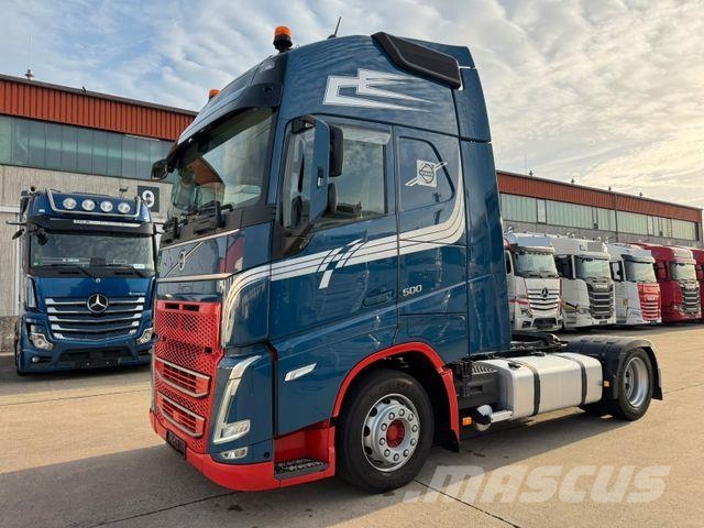 Volvo FH 500 * GLOBETROTTER XL * VER. SATTEL*STANDKLMA Nyergesvontatók