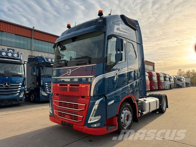Volvo FH 500 * GLOBETROTTER XL * VER. SATTEL*STANDKLMA Nyergesvontatók