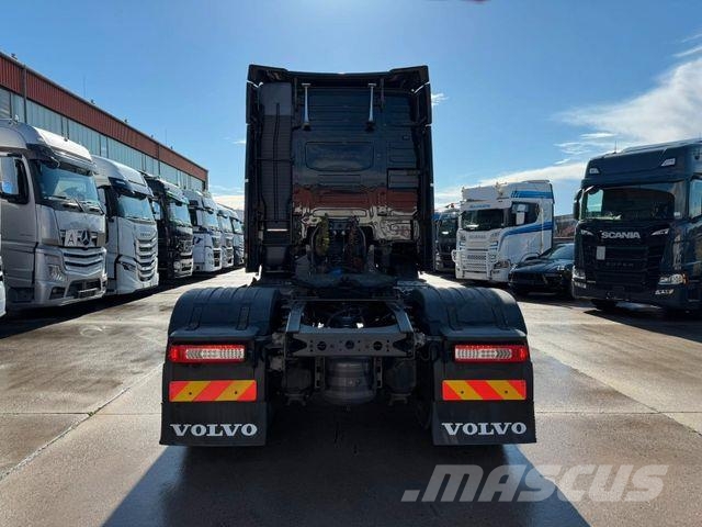 Volvo FH 500 * KIPPHYDRAULIK * STANDKLIMA * 1. HAND * Truck Tractor Units